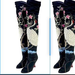 ISO tom ford chinoiserie ostrich feather wedge boots